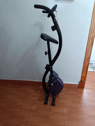 Bicicleta estática plegable