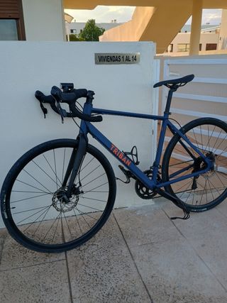 Bicicleta carretera Triban - 
Recoger en Alicante 