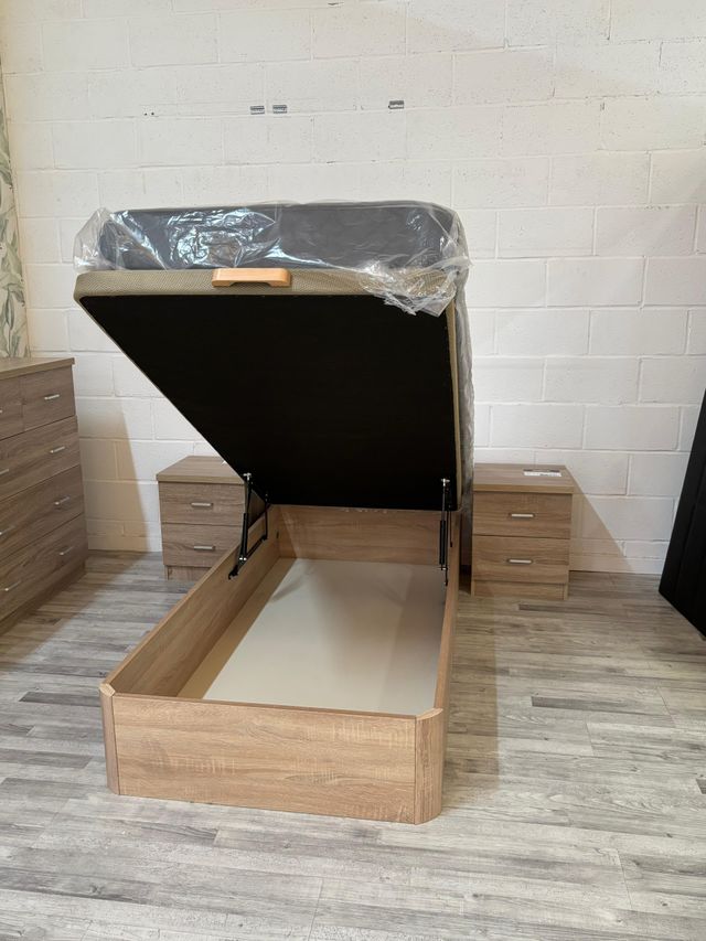 Canapé + colchón 90x190 + 2 mesitas de noche