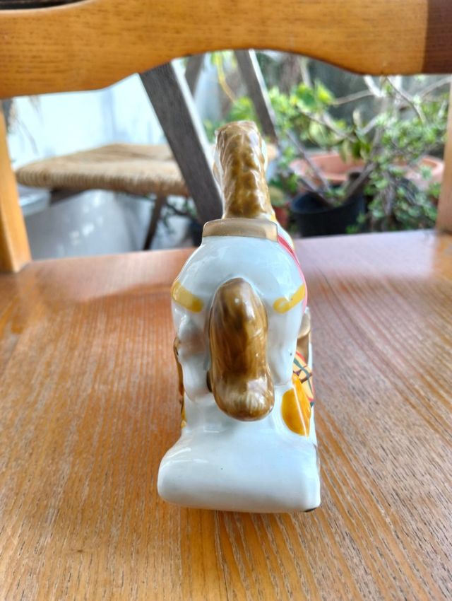 Salvadanaio cavallo a dondolo in ceramica