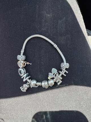 Pulsera Pandora plata