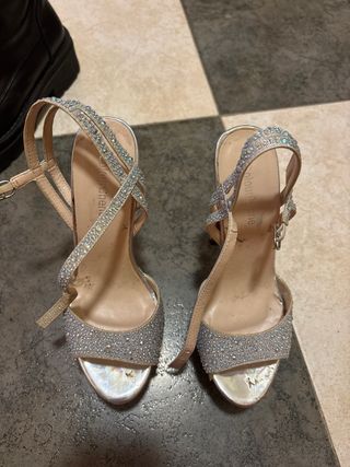 Zapatos tacón baile dorados