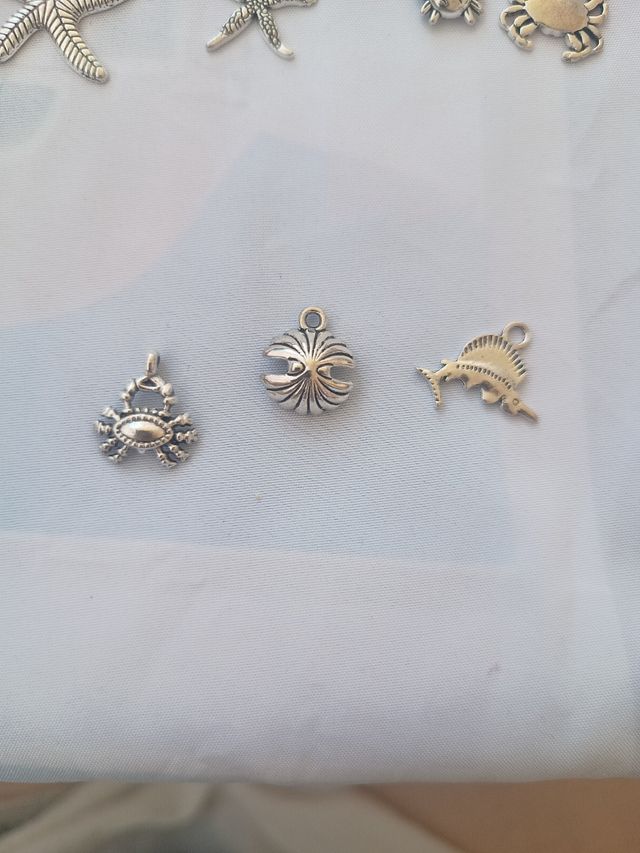 Pack 16 colgantes marinos metal alineado (nuevos)