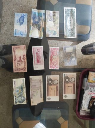 Billetes varios países