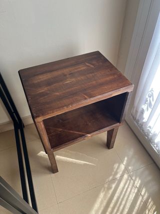 Mesita noche madera maciza artesanal a medida
