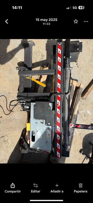 Elevador de puerta trasera Dhollandia