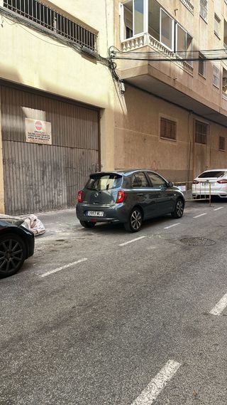 Puerta abatible hierro