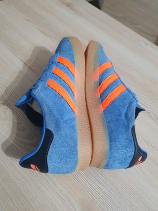 Zapatillas Adidas Gazelle Azul - Talla 34