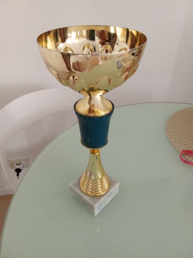 Coppa , trofeo oro blu vintage