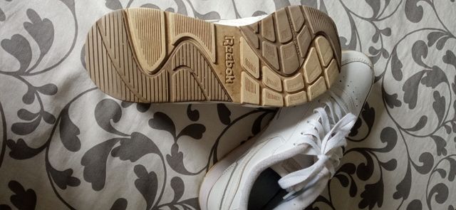 Zapatillas Reebok blancas de piel