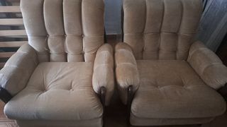 2 Sillones beige - tela y madera