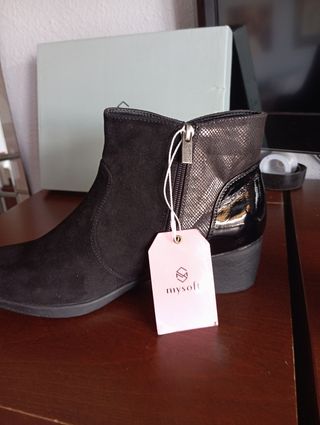 Botines negros mujer