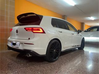Volkswagen Golf 2021
