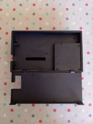 Nintendo Switch + 2 mandos + funda