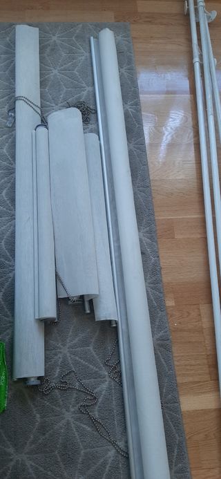 Cortinas enrollables blancas + barra