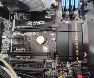 Torre PC: i5-4570, 16GB RAM, 120GB SSD, GTX1660