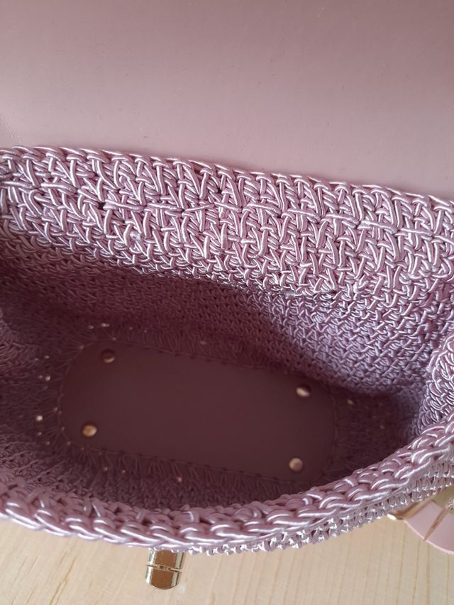 Borsa all'uncinetto rosa