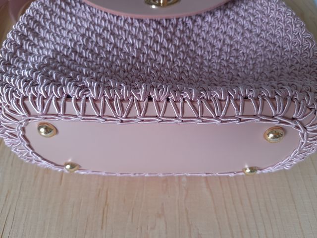 Borsa all'uncinetto rosa