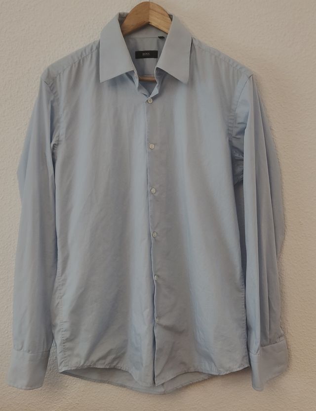 Camisa Hugo Boss azul, talla M