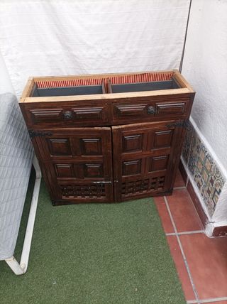 Taquillón madera antiguo