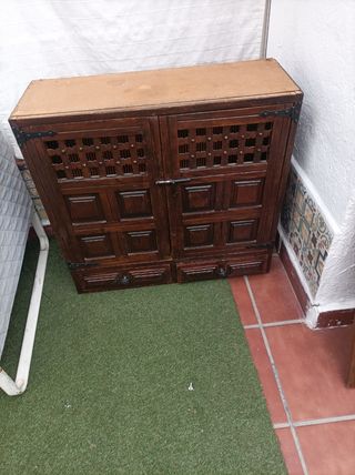 Taquillón madera antiguo