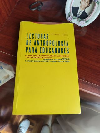 Lecturas de antropología para educadores: El ám...