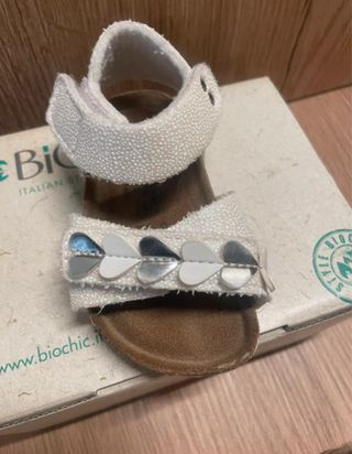 Sandali bimba estivi bianchi