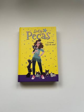 ¡Locuras lejos de casa! (Serie Lady Pecas 1)