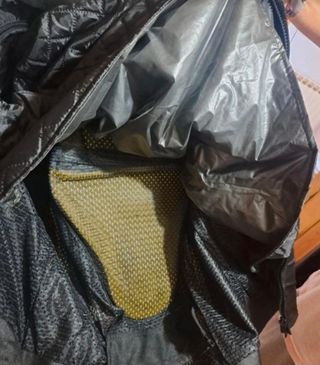 Cazadora moto verano negra.
Marca Reissa.