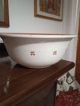 Ciotola vintage in ceramica