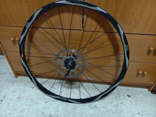 Rueda Delantera 26" Shimano Deore XT