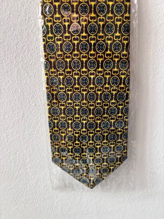 Corbata seda italiana - negra y dorada