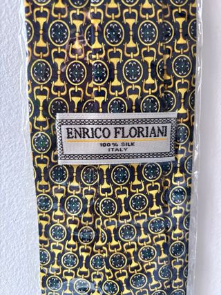 Corbata seda italiana - negra y dorada