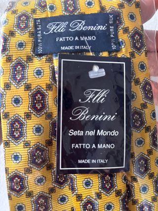 Corbata seda italiana - negra y dorada