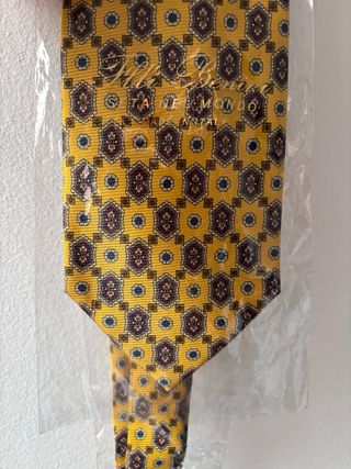 Corbata seda italiana - negra y dorada