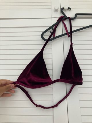 Bikini terciopelo vino