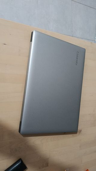 Lenovo Ideapad 330 - Gris Plata