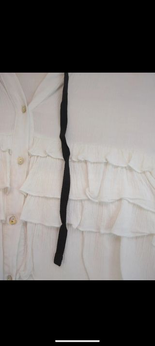 Blusa Zara blanca volantes