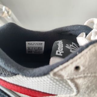 Zapatillas Reebok Classic - Beige/Rojo
