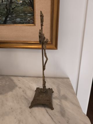 Cruz de altar antigua