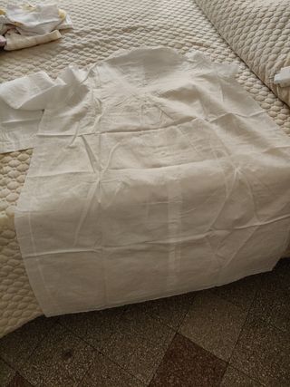 Abito  antico bianca ricamata della nonna 