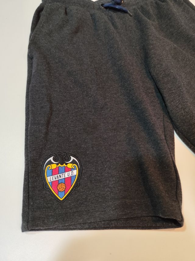 Bermudas Levante U.D. talla M