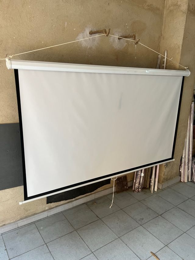 Pantalla proyección - Blanca, enrollable