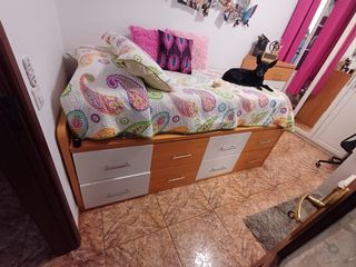 Cama nido con cajones - marrón y blanco