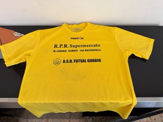 Maglie sportive Macron & Puma