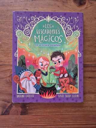Los Rescatadores Mágicos 3. En la escuela encan...