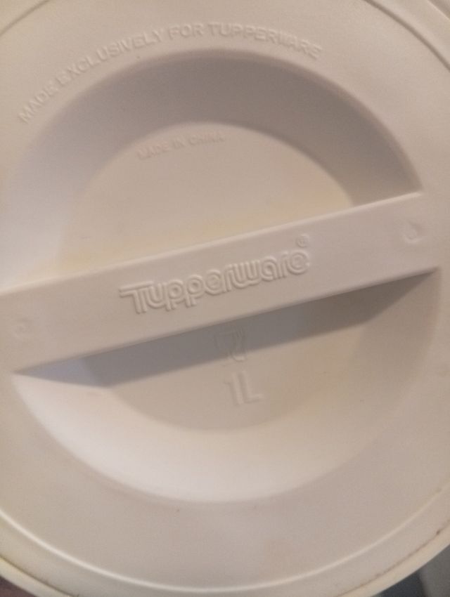 Jarrita térmica Tupperware beige