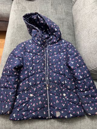 Chaqueta acolchada niña flores talla 9-10.   140CM
