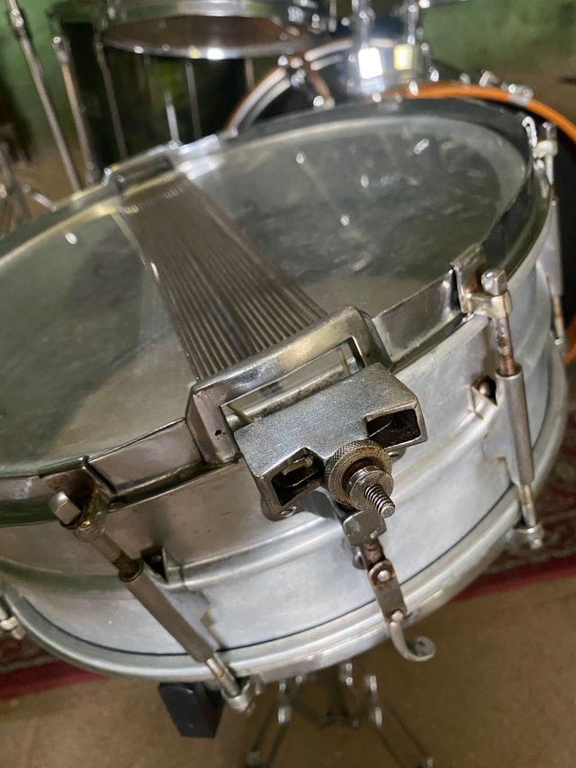 Caja Snare Millera Vintage aluminio (60s)