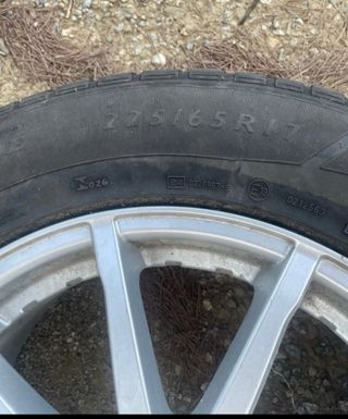 Llanta Land Rover 17" 5x108 **Solo 1 unidad *
